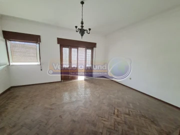 Moradia T3 para Venda em Salvaterra de Magos e Foros de Salvaterra