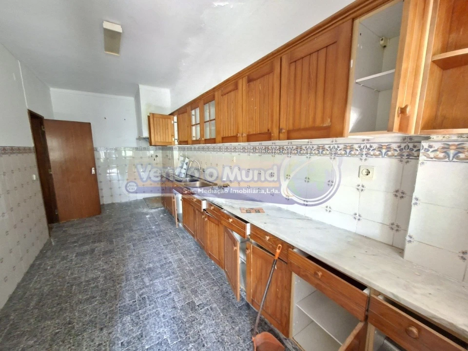 Moradia T3 para Venda em Salvaterra de Magos e Foros de Salvaterra Foto 2