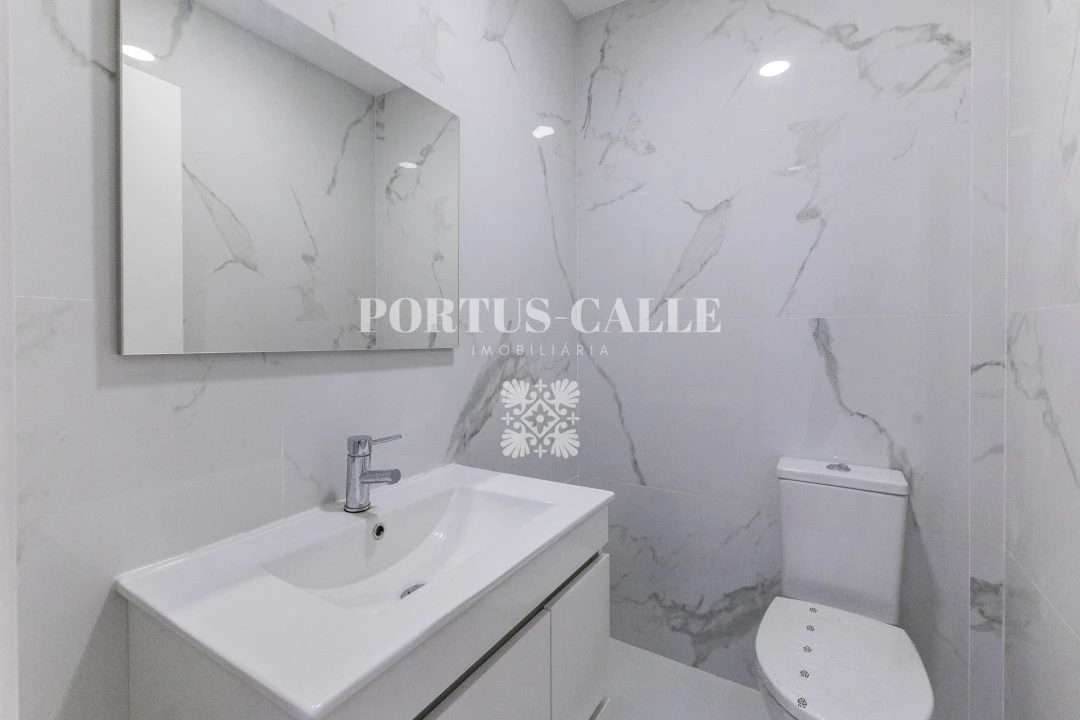 Apartamento T1 para Venda em Aldoar, Foz do Douro e Nevogilde Foto 14