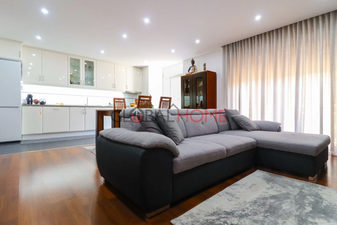 Apartamento T2 para Venda em Rio Tinto Foto 7