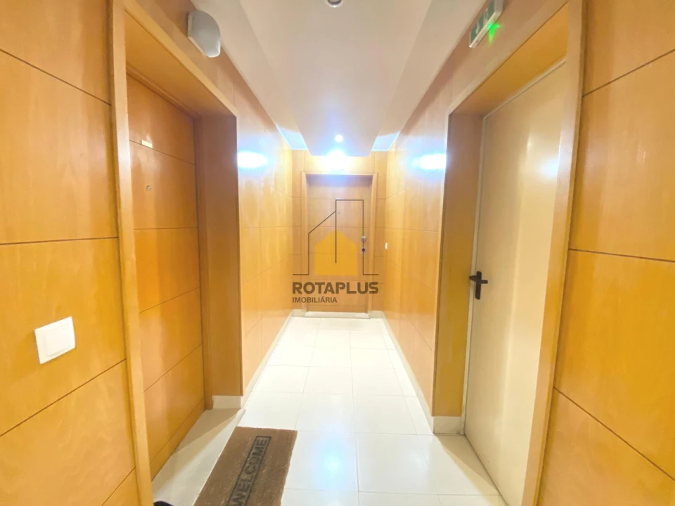 Apartamento T2 para Venda em Vila Nova da Telha Foto 6