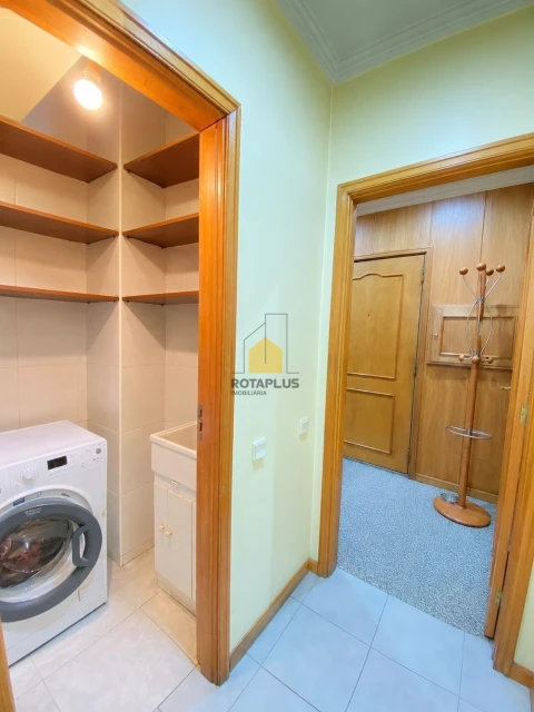 Apartamento T2 para Venda em Cidade da Maia