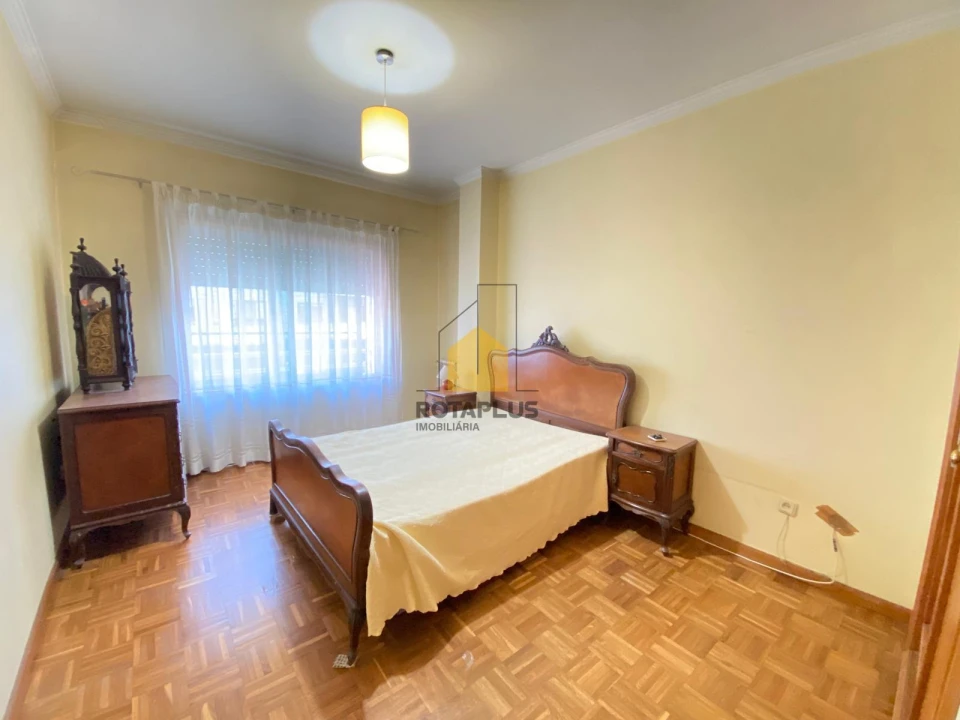 Apartamento T2 para Venda em Cidade da Maia Foto 18