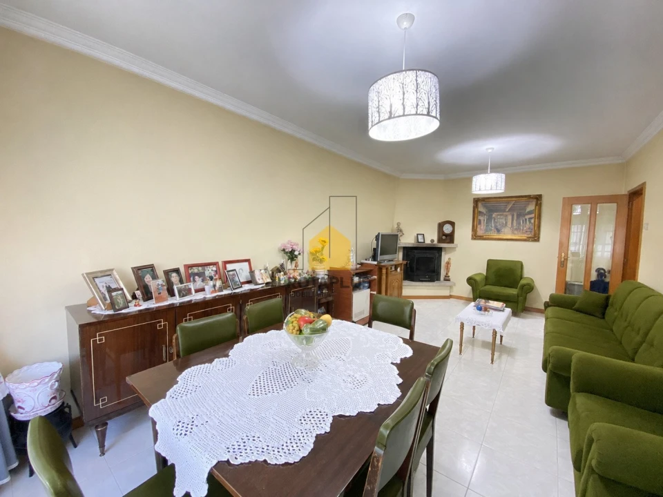 Apartamento T2 para Venda em Cidade da Maia Foto 11