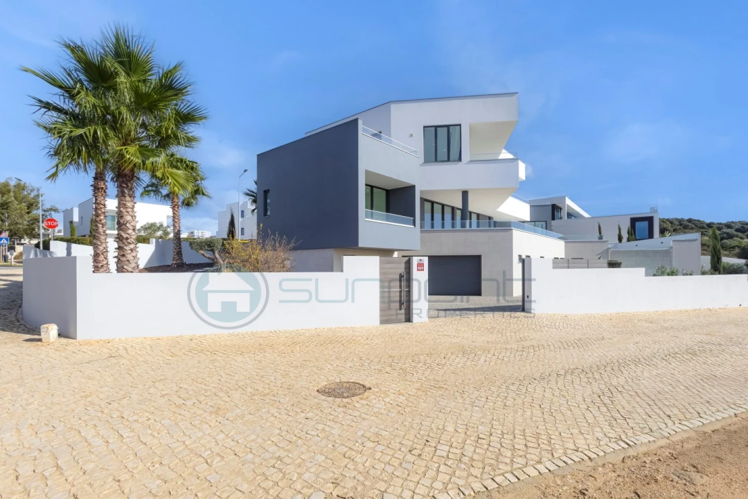 Moradia T4 para Venda em Lagos (São Sebastião e Santa Maria) Foto 14