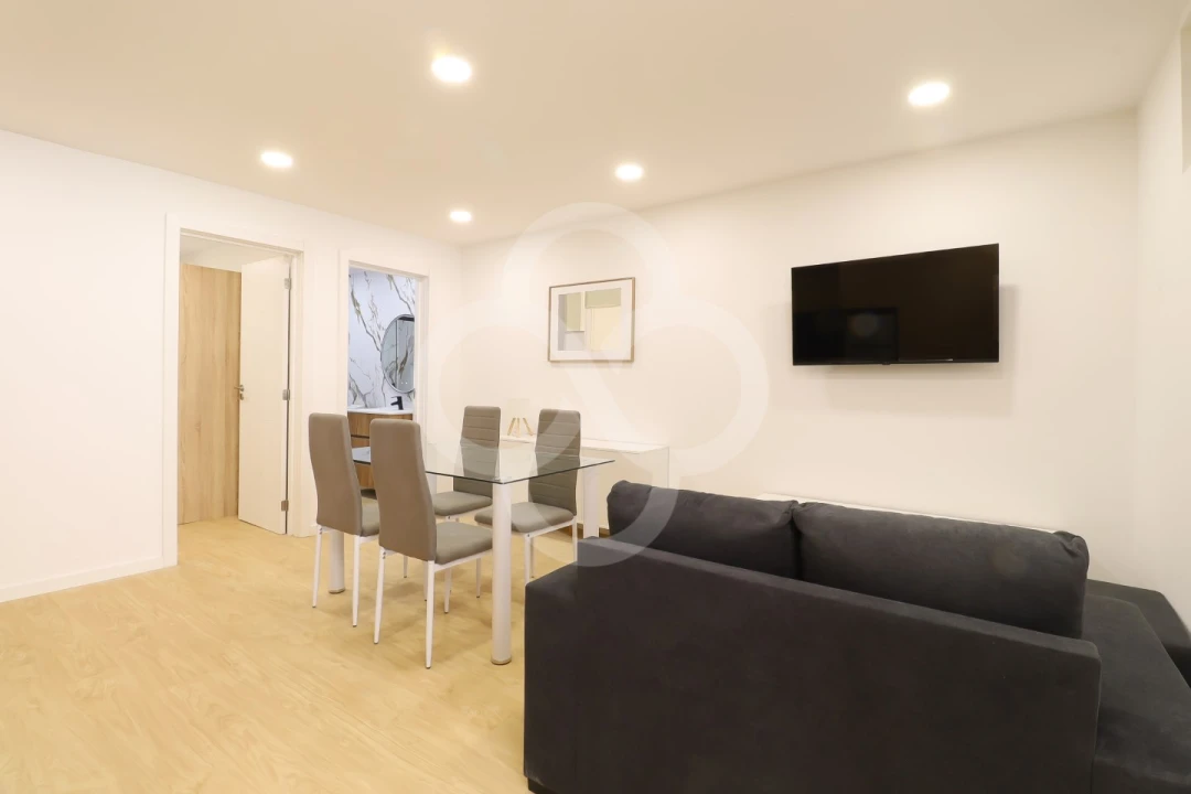 Apartamento T1 para Venda em Arroios Foto 1