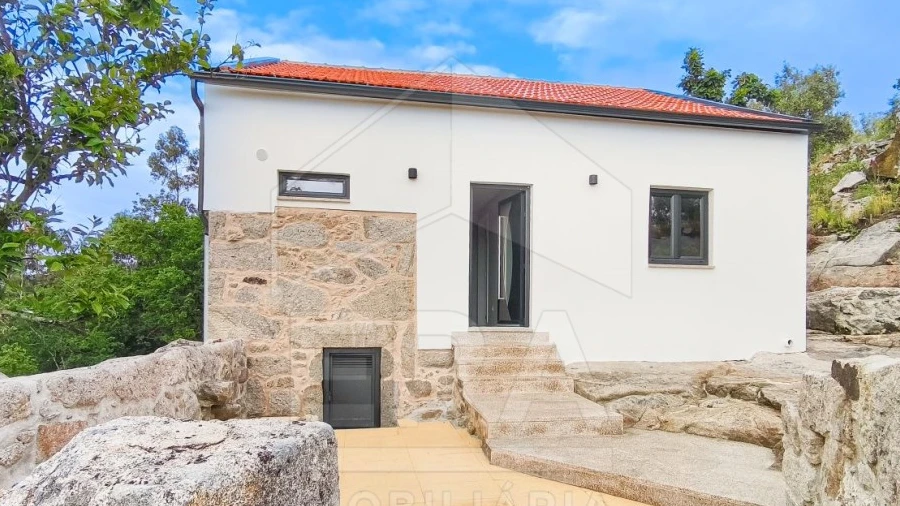 Moradia T2 para Venda em Vila de Punhe