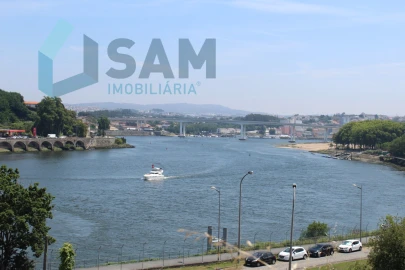 Negócio para Venda em Oliveira do Douro