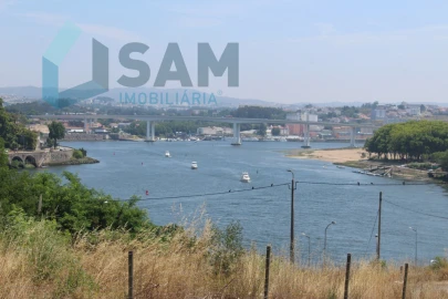Negócio para Venda em Oliveira do Douro