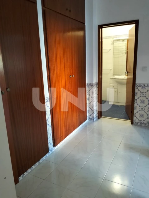 Apartamento T2 para Venda em Cacém e São Marcos