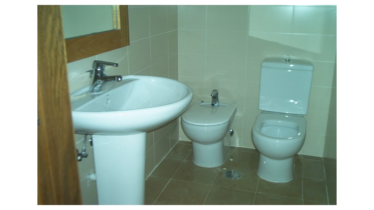 Escritório para Arrendamento em São Domingos de Benfica Foto 6