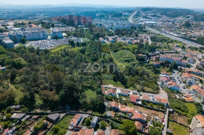 Terreno para Venda em Mafamude e Vilar do Paraíso
