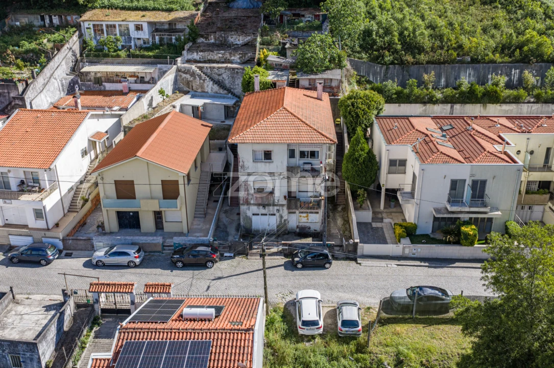 Prédio para Venda em Oliveira do Douro Foto 11
