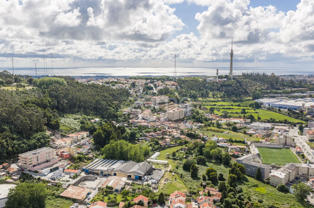 Prédio para Venda em Oliveira do Douro Foto 19
