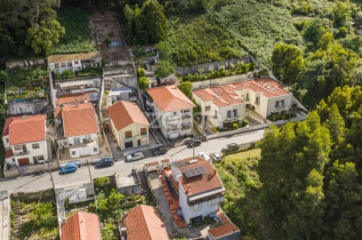 Prédio para Venda em Oliveira do Douro
