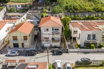 Prédio para Venda em Oliveira do Douro
