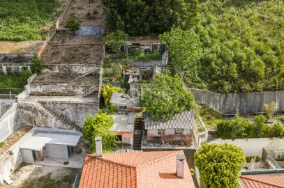 Prédio para Venda em Oliveira do Douro