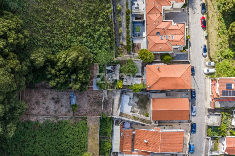 Prédio para Venda em Oliveira do Douro Foto 18