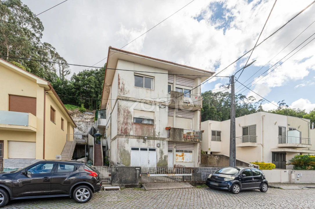 Prédio para Venda em Oliveira do Douro Foto 5