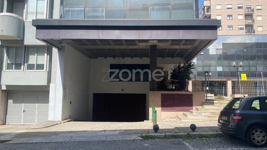 Garagem para Arrendamento em Cedofeita, Santo Ildefonso, Sé, Miragaia, São Nicolau e Vitória