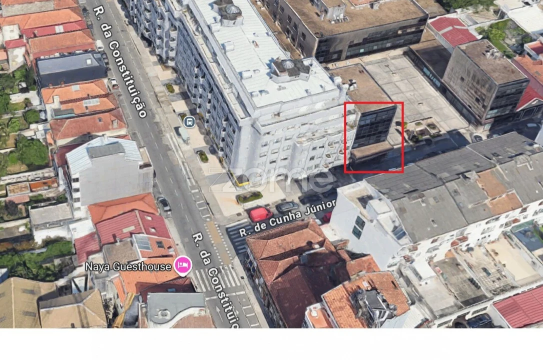 Garagem para Arrendamento em Cedofeita, Santo Ildefonso, Sé, Miragaia, São Nicolau e Vitória Foto 2