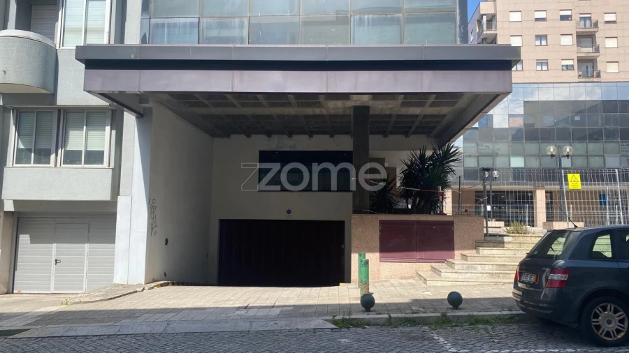 Garagem para Arrendamento em Cedofeita, Santo Ildefonso, Sé, Miragaia, São Nicolau e Vitória