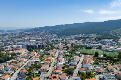 Moradia T5 para Venda em Nogueira, Fraião e Lamaçães