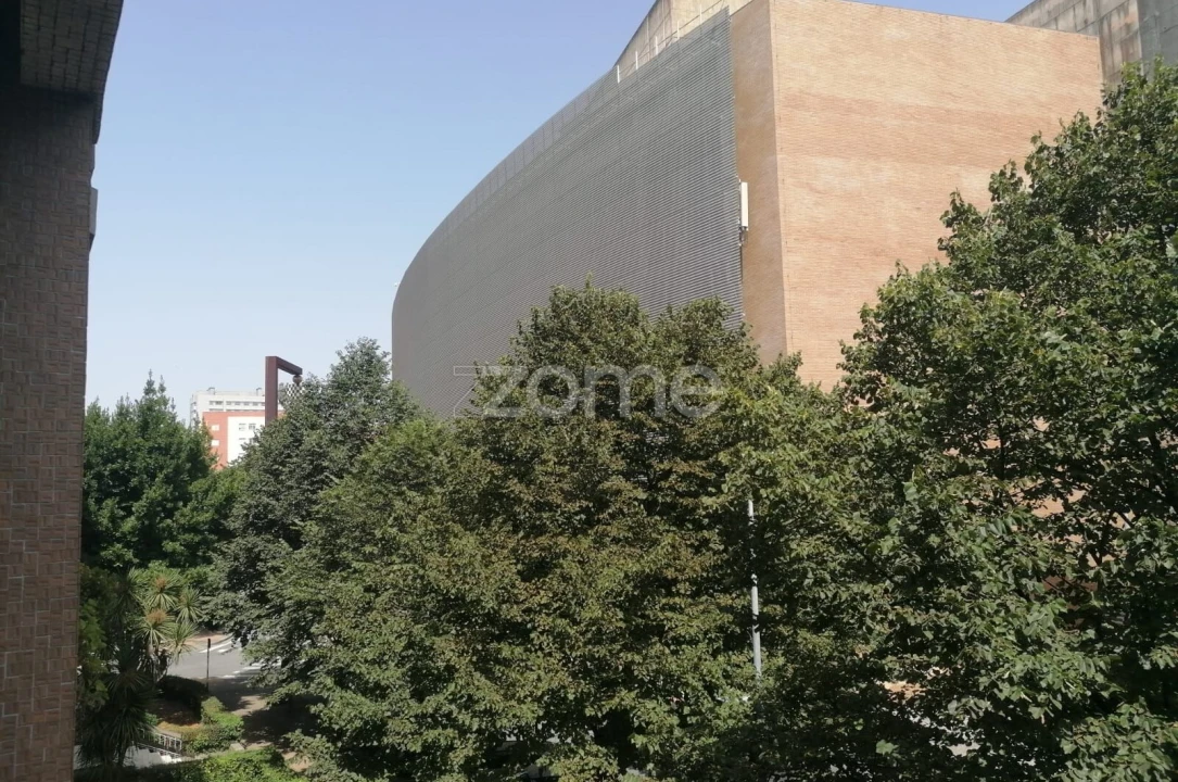 Apartamento T2 para Arrendamento em Ramalde Foto 16