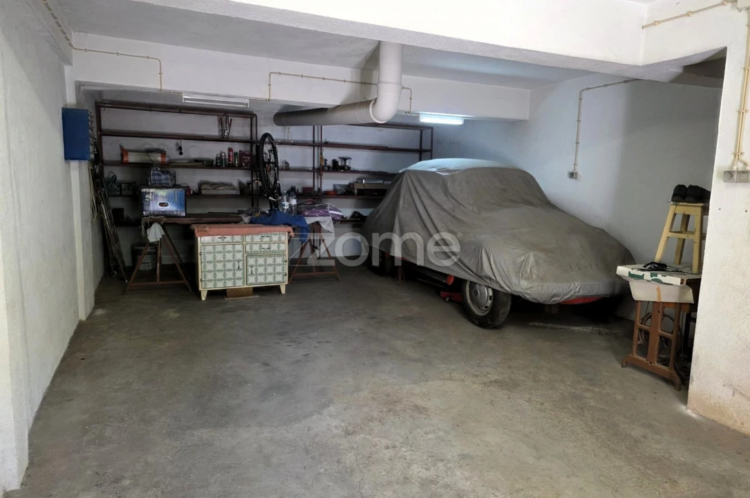 Garagem para Venda em Alverca do Ribatejo e Sobralinho Foto 2