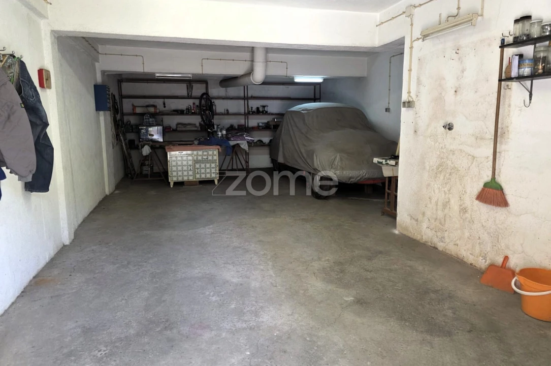 Garagem para Venda em Alverca do Ribatejo e Sobralinho Foto 3