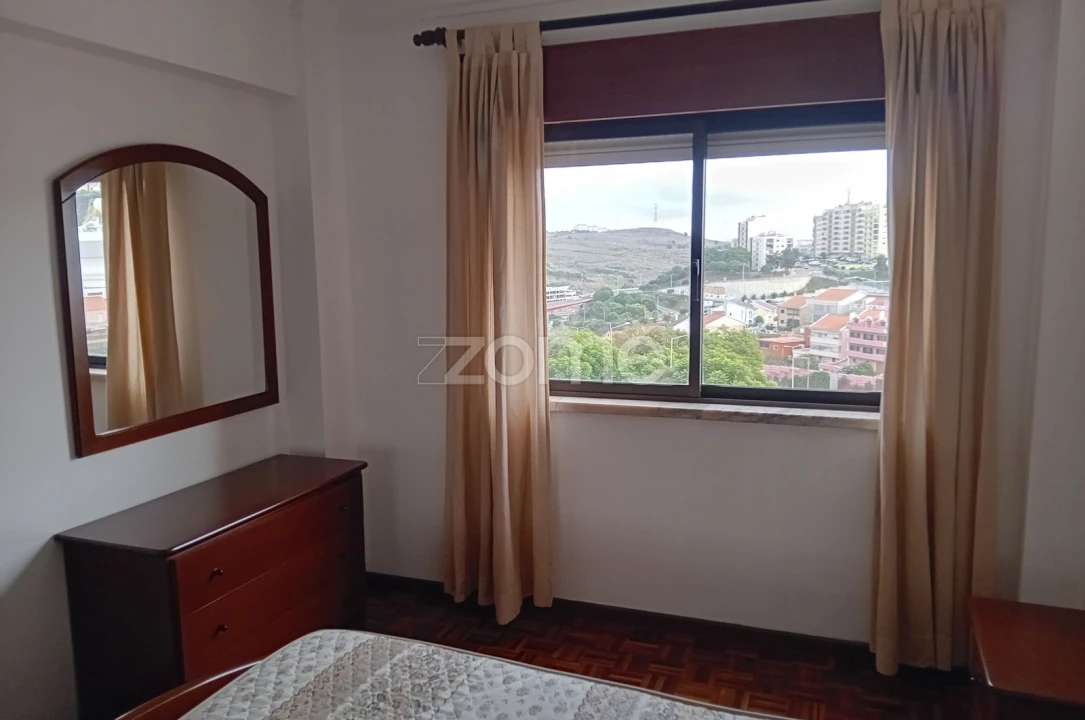 Apartamento T2 para Arrendamento em Cacém e São Marcos Foto 12