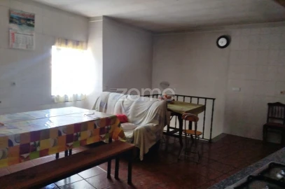 Moradia T5 para Venda em São Cipriano e Vil de Souto