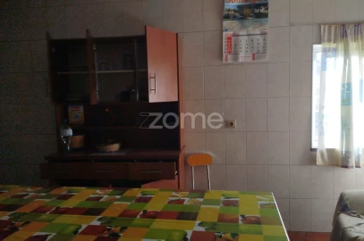 Moradia T5 para Venda em São Cipriano e Vil de Souto