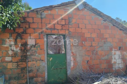 Moradia T5 para Venda em São Cipriano e Vil de Souto