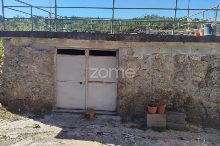 Moradia T5 para Venda em São Cipriano e Vil de Souto Foto 12