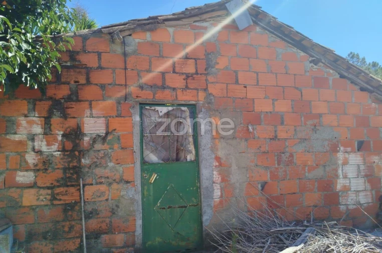 Moradia T5 para Venda em São Cipriano e Vil de Souto Foto 8