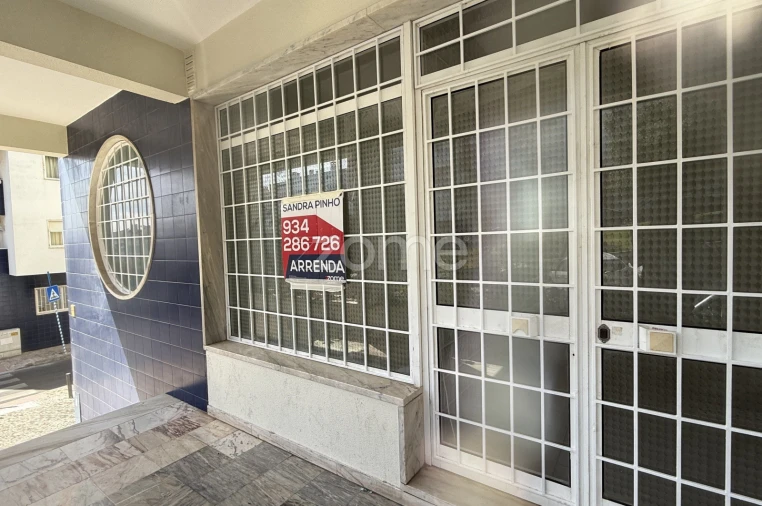 Negócio para Arrendamento em Barcarena Foto 13