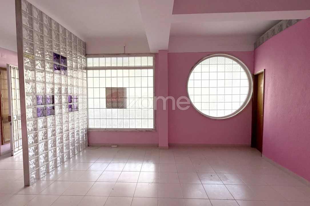 Negócio para Arrendamento em Barcarena Foto 3