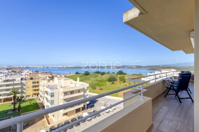 Apartamento T2 para Venda em Estômbar e Parchal