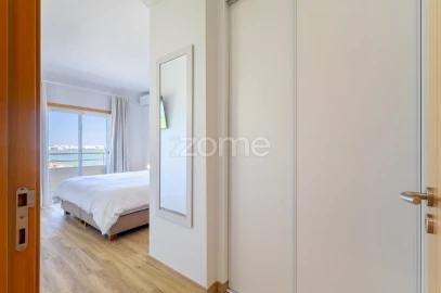 Apartamento T2 para Venda em Estômbar e Parchal