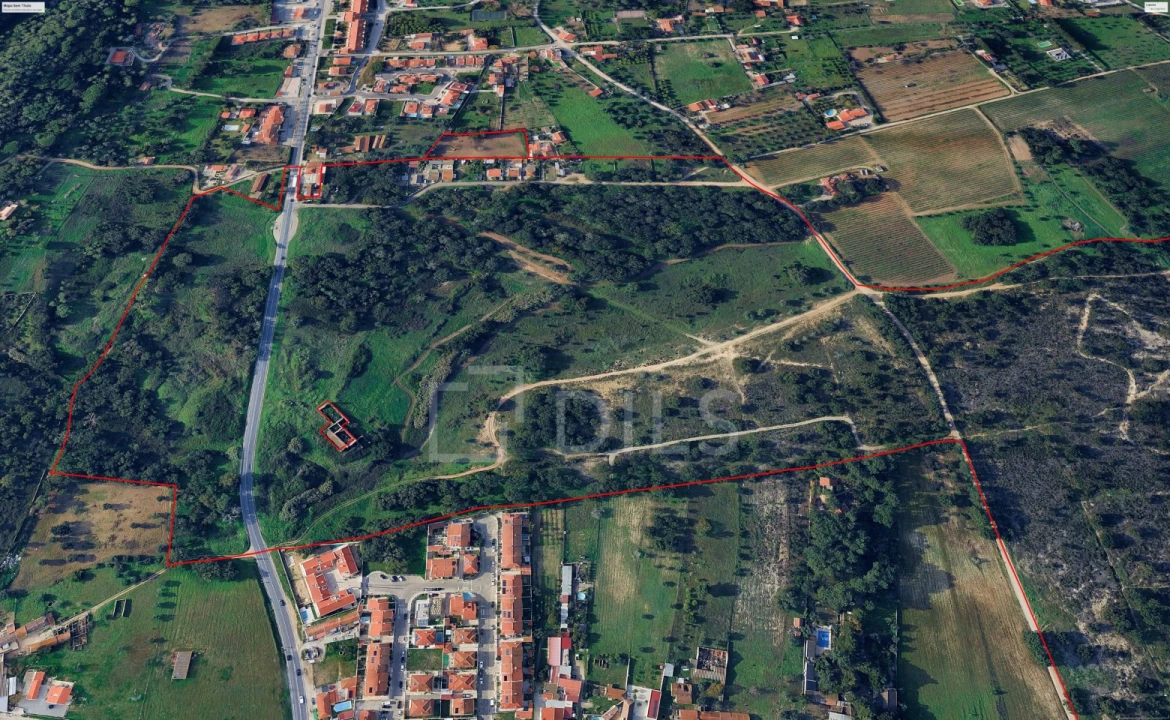 Terreno para Venda em Palmela Foto 1