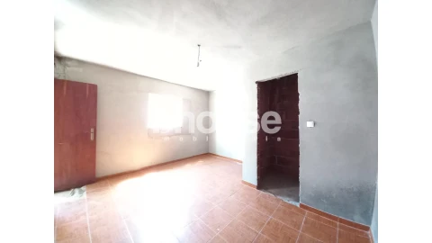 Moradia T3 para Venda em Valpaços e Sanfins