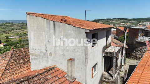 Moradia T3 para Venda em Valpaços e Sanfins