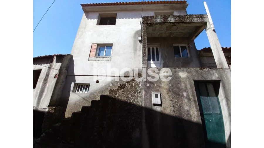 Moradia T3 para Venda em Valpaços e Sanfins