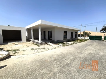 Moradia T3 para Venda em Mafra