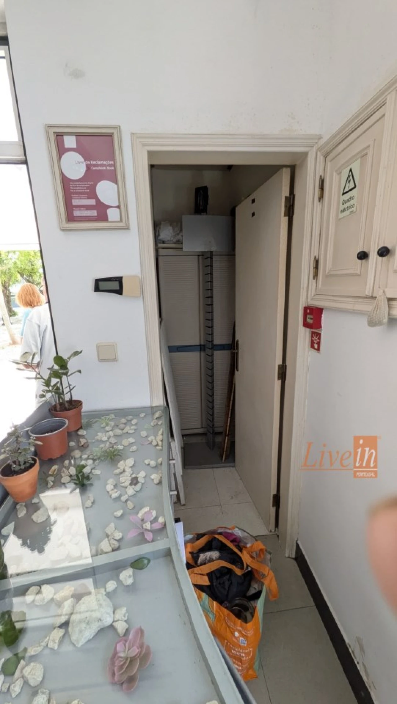 Loja para Arrendamento em São Domingos de Rana Foto 5
