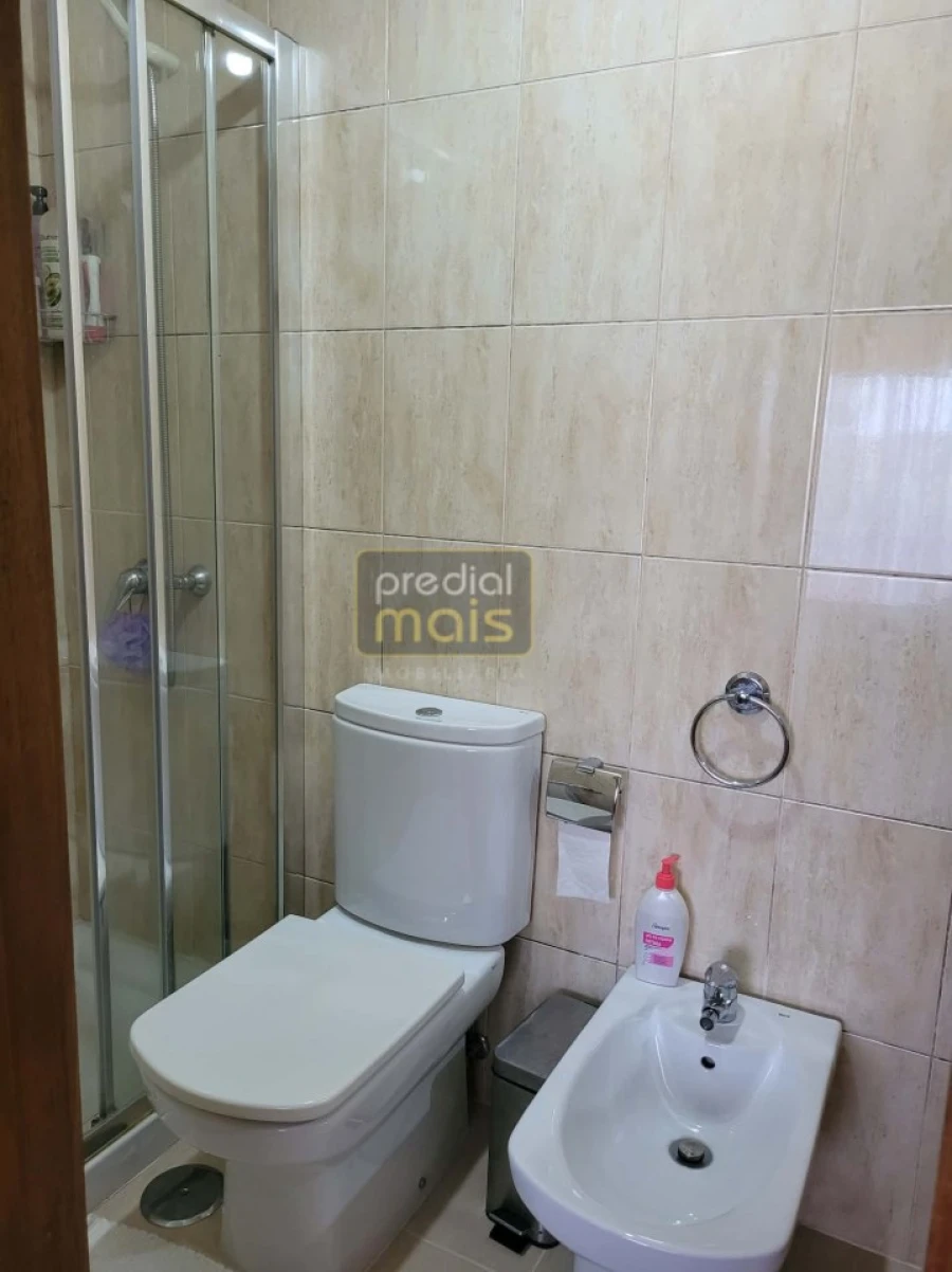 Moradia T3 para Venda em Nine Foto 17