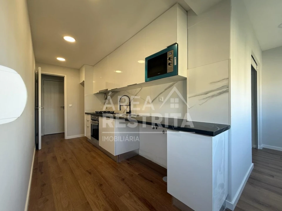 Apartamento T3 para Venda em Laranjeiro e Feijó Foto 12