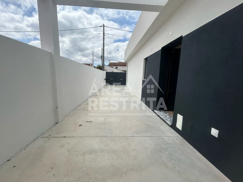 Moradia T3 para Venda em Fernao Ferro Foto 7