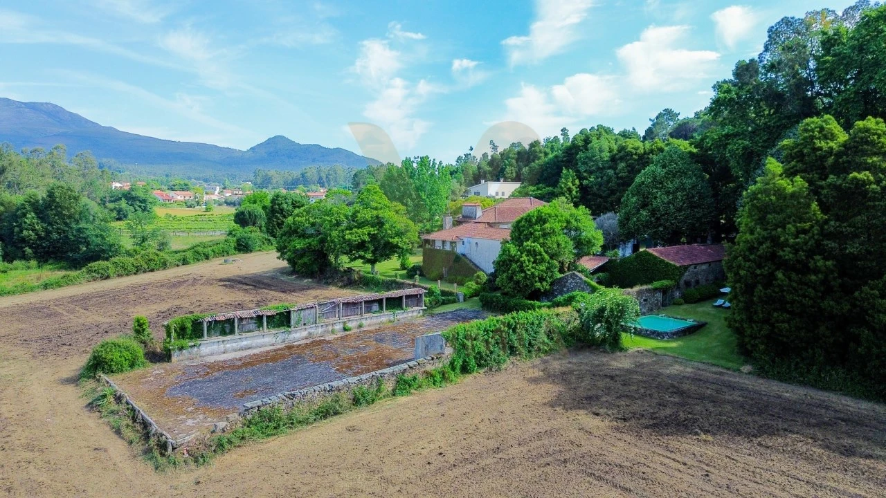 Quinta T9 para Venda em Fontão Foto 102